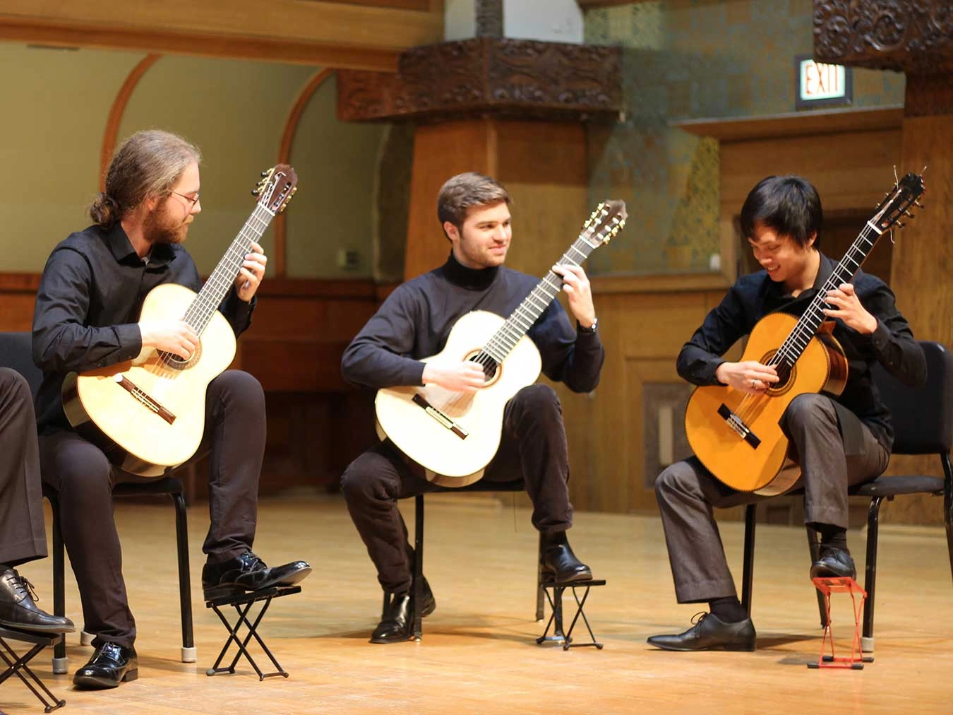 những bài guitar cổ điển hay nhất