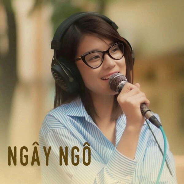 Ngây Ngô - Hoàng Yến Chibi | Lời bài hát, hợp âm, MV